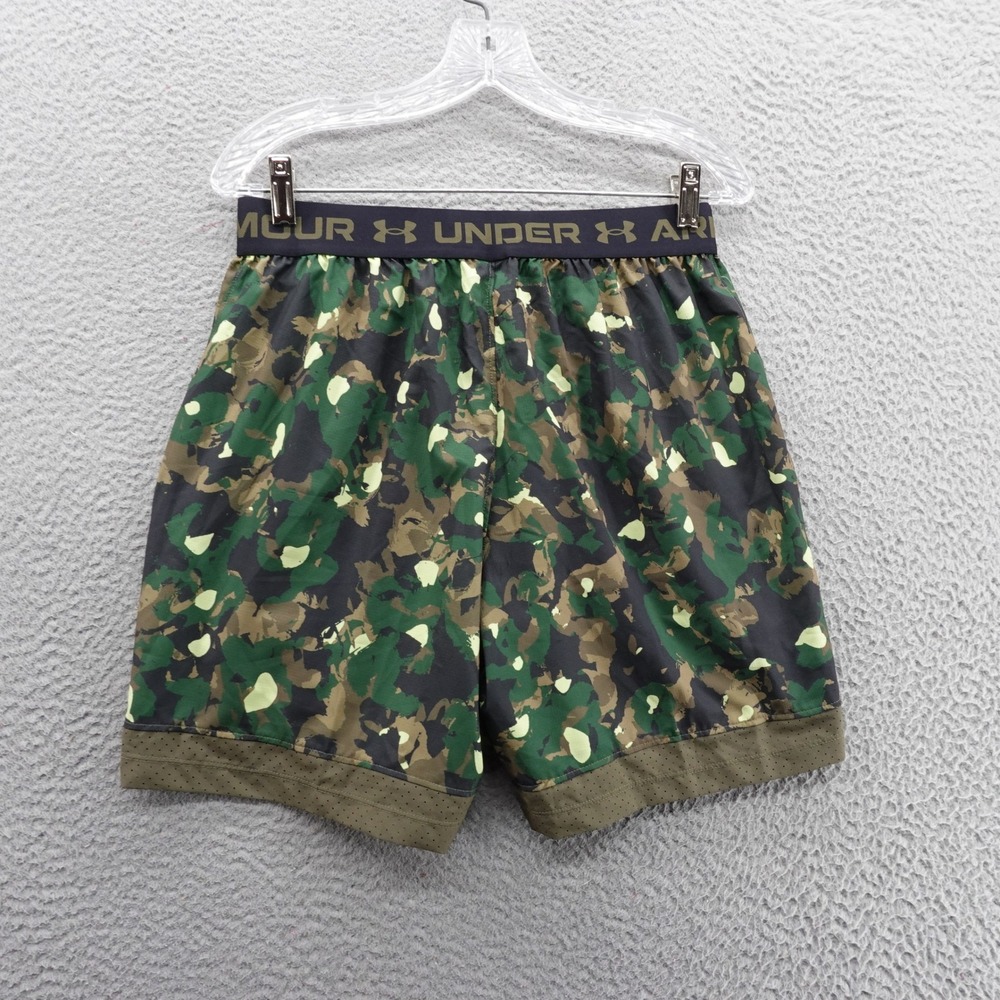 Under Armour Vanish Woven 6‎ in Athletic Shorts Mens Medium Camo Green NEW